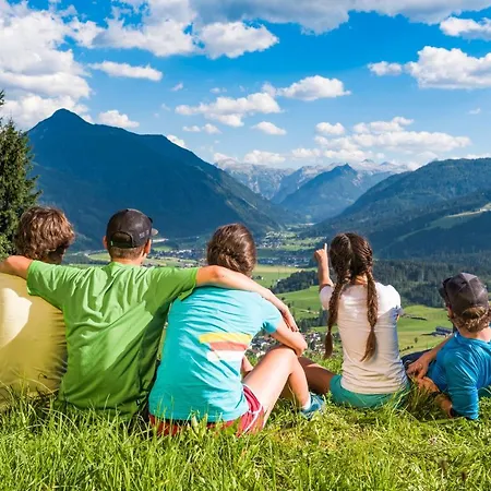 Отель Bergquelle Флахау