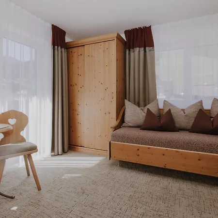 Bergquelle Hotel 3*