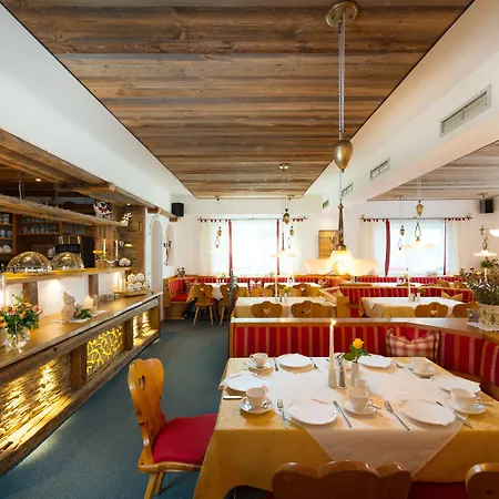 Bergquelle Hotel 3*