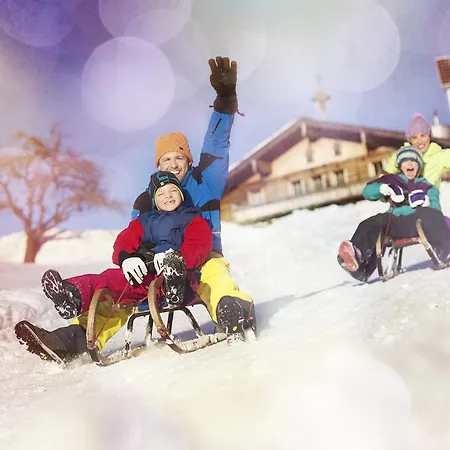 Отель Bergquelle Флахау